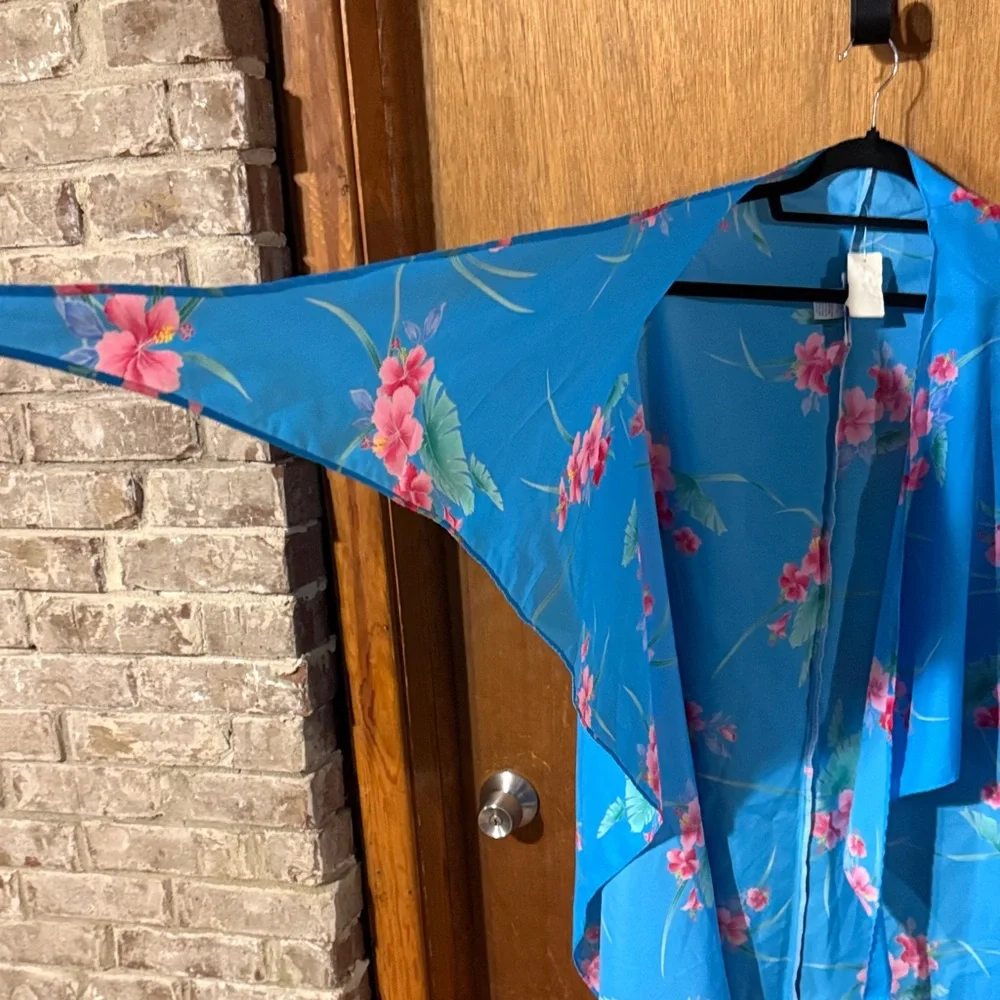Floral Blue Kimono Wrap - Picture 3 of 6